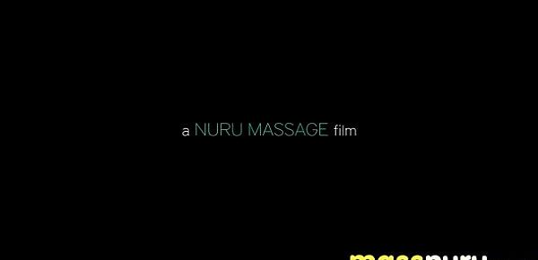  Japanese Masseuse Gives a Full Service Massage 30